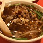 台湾家庭料理梅園 - 台湾ラーメン小
