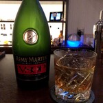 Bar CURA - REMY MARTIN V.S.O.P（ロック）