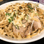 野菜みそラーメン 鬼首 - 煮干のアブラそば400g
      あぶりチーズトッピング