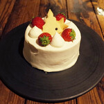 スパイスカフェ - スパイスを楽しむ9つの皿(9000円・外税)の苺のショートケーキ