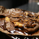 松阪亭 三澤 - 調理中