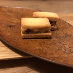 コルツ - 干し柿バターサンド（オヤマダ）