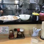 ラーメン 長さん - いなり寿司50円と薬味等