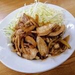 丸大ホール - しょうが焼き ¥500
千キャベを下にして暫し蒸らしたら食べ頃