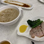 鴻福燒鵝海鮮酒家 - 