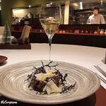 カーサ・デル・チーボ - 烏骨鶏笹身のTartare,Franciacorta Brut '25' Fratelli Berlucchi