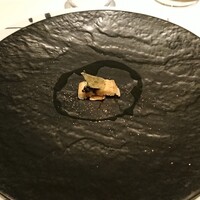 アロマフレスカ 名古屋 - 最初の一皿 うなぎの燻製