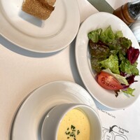 37 Steakhouse & Bar - 