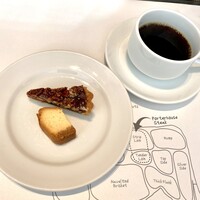 37 Steakhouse & Bar - 