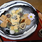太郎茶屋 鎌倉 - 鎌倉の甘味をふんだんに使った贅沢なパフェです。８８０円