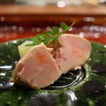 おか田 - 鮟肝の味噌漬け つぼみ菜添えアップ