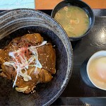 六甲フードテラス - 手作りチャーシュー丼