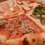 Trattoria Pizzeria Pireus - ピザ(4種)