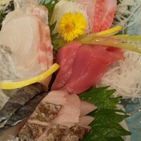 魚屋あらまさ 川崎店 - お造り盛り合わせ