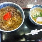 黒丸パーキングエリア（下り線）スナックコーナー - 近江牛すき焼き丼セット（780円）