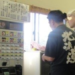 北海道ラーメン　小林屋 - 券売機は価格改定に追いついてるのかな
