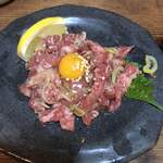 宮川橋もつ肉店 - 塩ユッケ風ロースト480円