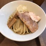 つけめん さなだ - 麺とトッピング