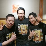 アカ - Tシャツをプレゼントしました☆