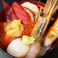 鮨処 竜敏 - 豪快蝦夷丼(汁椀付き) 2860円、各日限定50杯になります