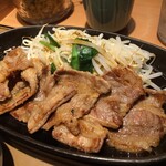 Yayoi Ken - R.1.8.21.昼 漬け込みカルビ焼肉定食 890円税込のメインディッシュ部分