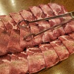 焼肉中華 北京 - アメリカ産タン塩