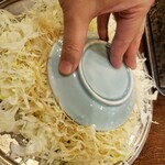 焼肉中華 北京 - 皿で潰して