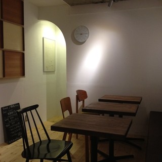 イストゥット_2