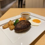 ナゴヤデリシャスキッチン サラエル - 黒毛和牛ハンバーグ