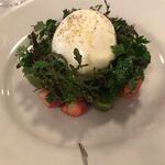 ラミティエ - ブッラータチーズとイチゴのサラダ