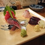 魚がし料理佃喜知 - 刺し身盛り合わせ