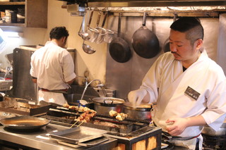 薫香炭火焼き 炊き餃子 焼鳥ただし - 