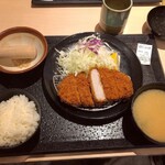 Matsunoya - 厚切りロースカツ定食　700円