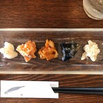 よねさん - 〈2019年12月再訪・89回目〉昼呑みセットの酒肴五点盛り