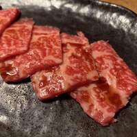 カルネジーオ イースト - 