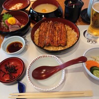 鰻割烹 伊豆栄 本店 - 