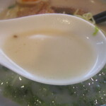 長崎らーめん 西海製麺所 - スープ