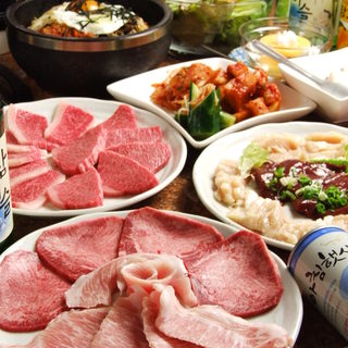 和牛焼肉宴会コース飲み放題付き税込4950円