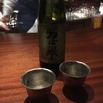 Bar Tetu - マスターがお酒の注ぎ方の奥深さを教えてくれた。味わいを変えて遊びながら飲んだ！すごすぎ