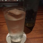 Bar Tetu - オススメで出してくれた水割り！香りがよかったし、ストレートで口に含んだときの柔らかい感覚が印象的。