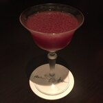 Bar Tetu - ザクロのカクテル。酸味がパキッとしているけど程よくておいしかった。