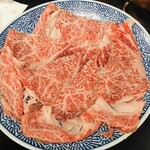 Shabushabu Sukiyaki Kuririn - 高級霜降り黒毛和牛