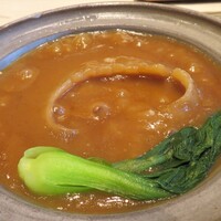 中国料理 礼華 四君子草 - フカヒレの土鍋入り姿煮込み
