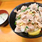 伝説のすた丼屋  - 