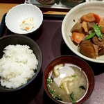 博多もつ鍋 やまや - がめ煮定食