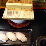 和食家 なかにし - 蒸し雑煮セット寿司３貫付き（1000円）