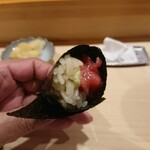 鮨 あらい - 中落ち手巻き