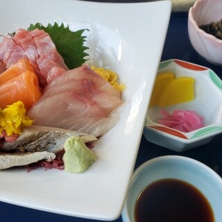 レストラン くらら_1