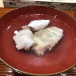 鮨旬美西川 - 6キロの天然虎河豚で出汁を取った椀物