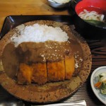 Hakata Motsunabe Takashou - 「カツカレー（ミニうどん、お新香付き）」700円也。税込。